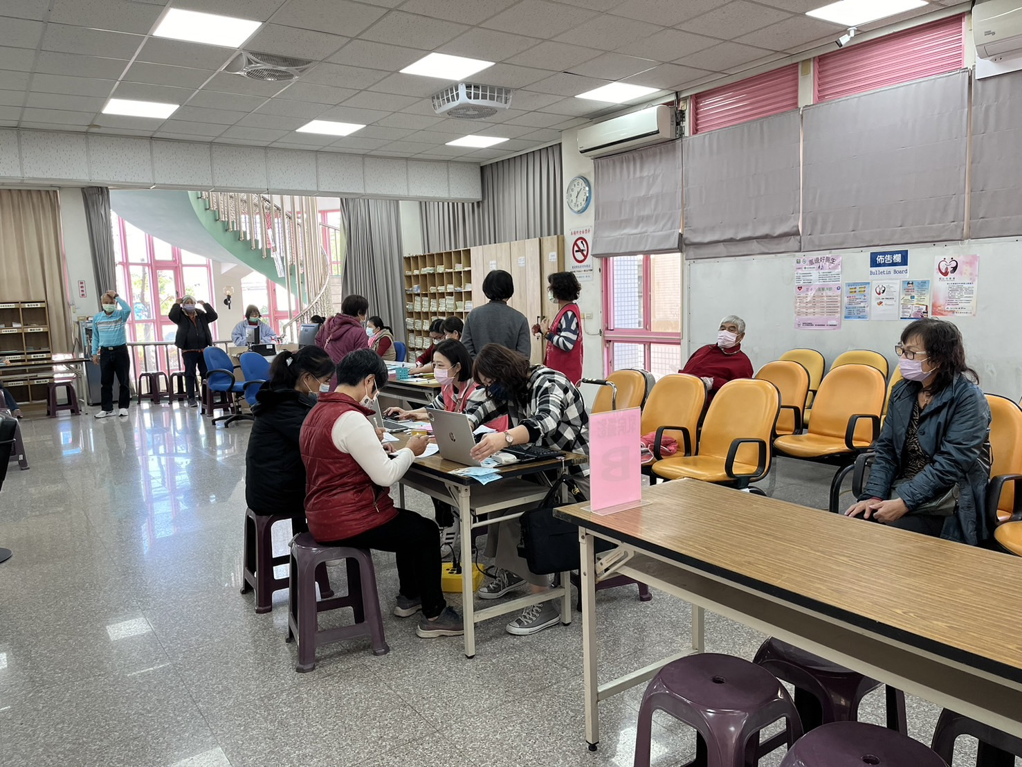114年1月4日本所癌症篩檢設站服務民眾 相本