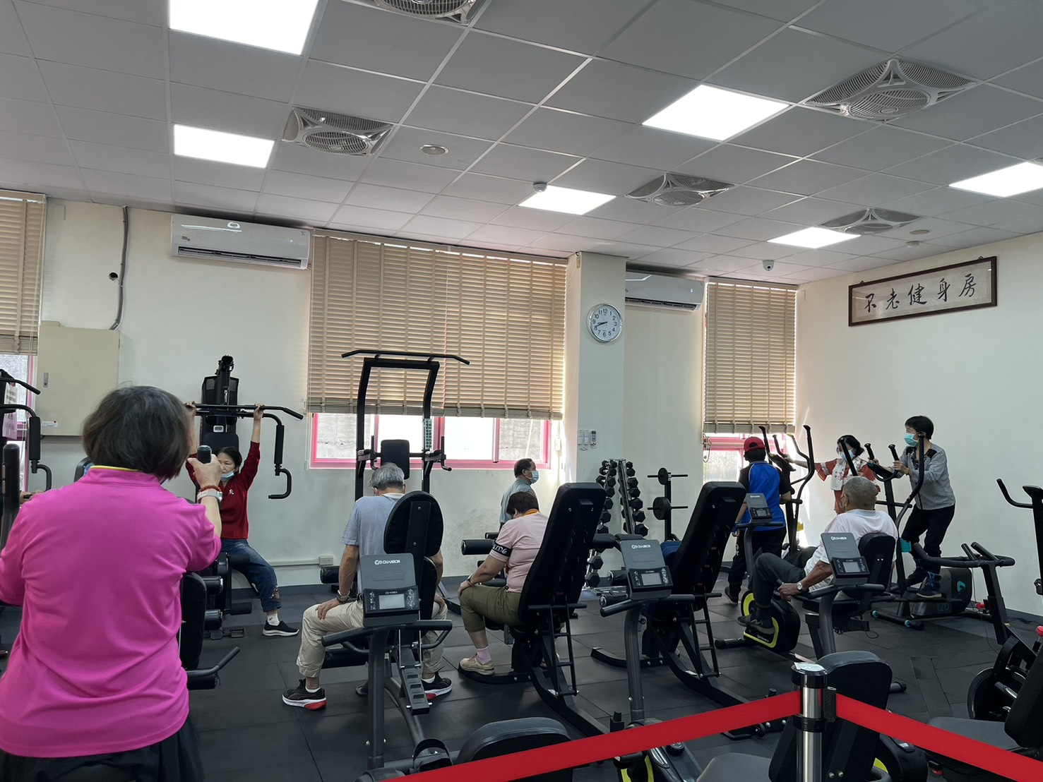 114年5月2日不老健身房民眾踴躍參加~增加體能 相本